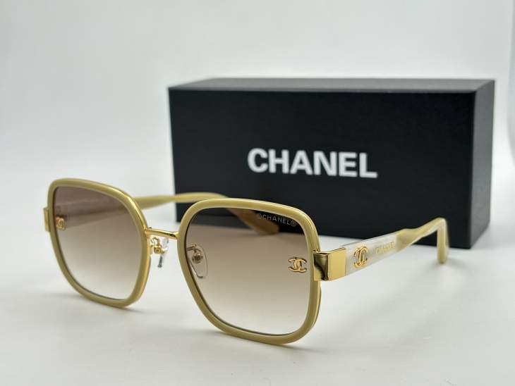 Picture of Chanel Sunglasses _SKUfw77619352fw